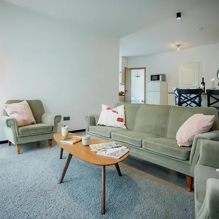 Апартаменты Luxury Close To The Sea Курессааре